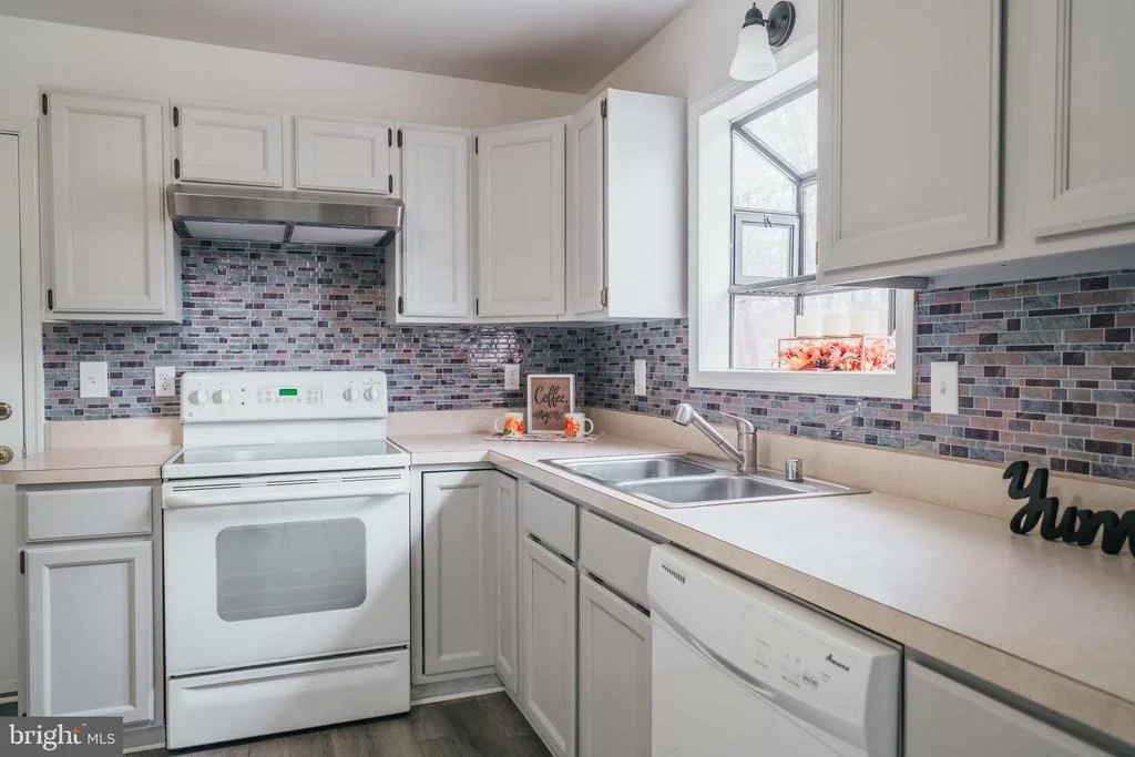Photo of 13325 MARSH ROAD