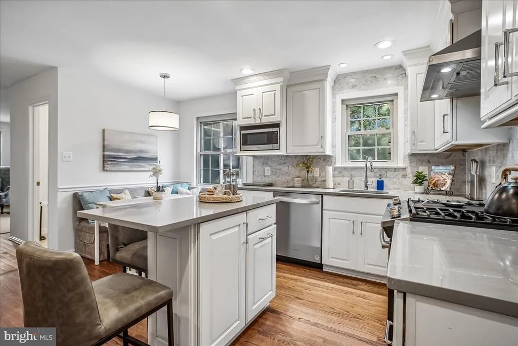 Photo of 9357 CHESTNUT KNOLLS DRIVE