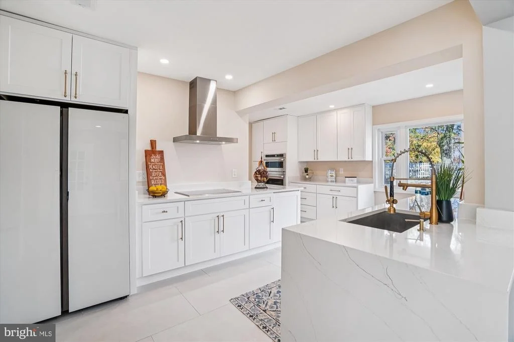 Photo of 7110 RIVERDALE ROAD