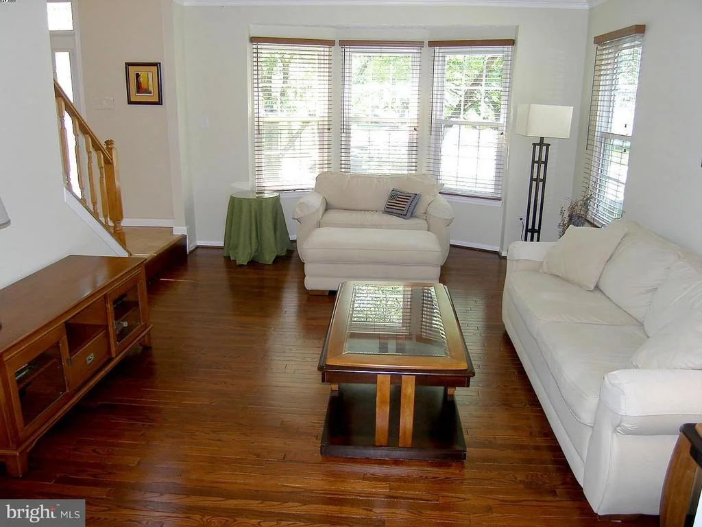 Photo of 127 BOOKHAM LANE
