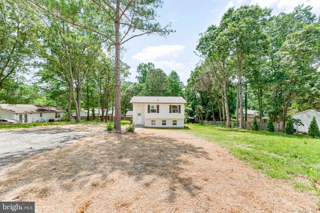 Photo of 1235 CALVERT BEACH ROAD