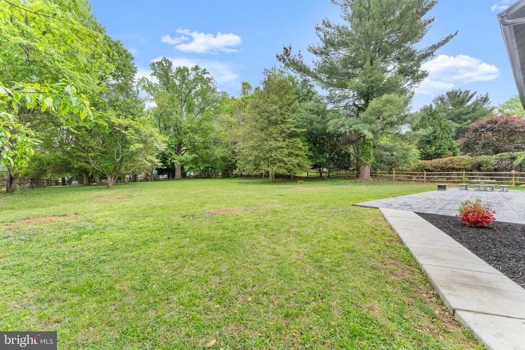 Photo of 3709 KING WILLIAM DRIVE
