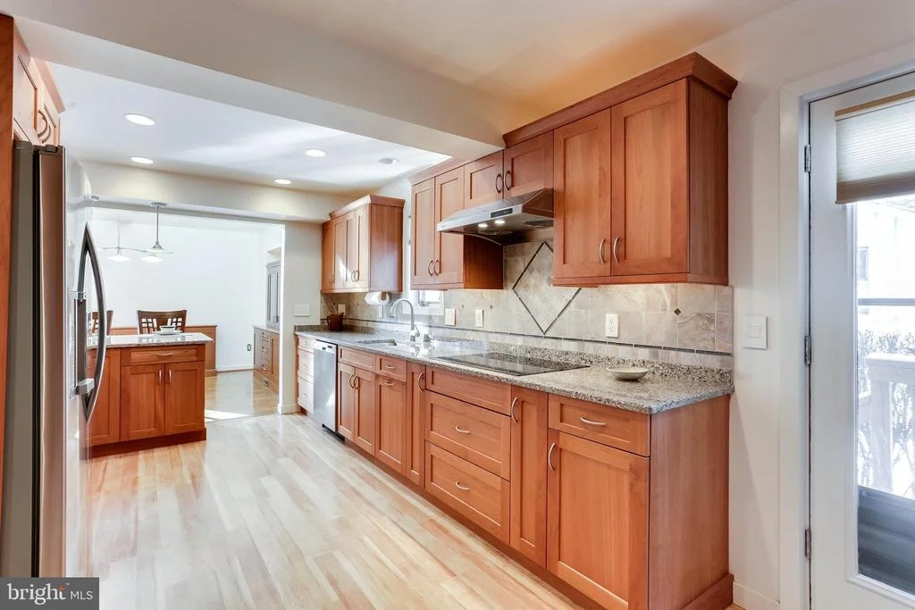 Photo of 6148 LLANFAIR DRIVE
