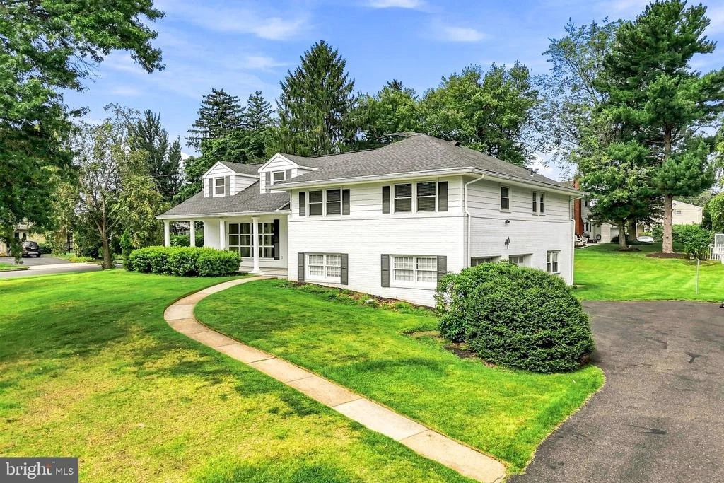 Photo of 2500 SALEM DRIVE