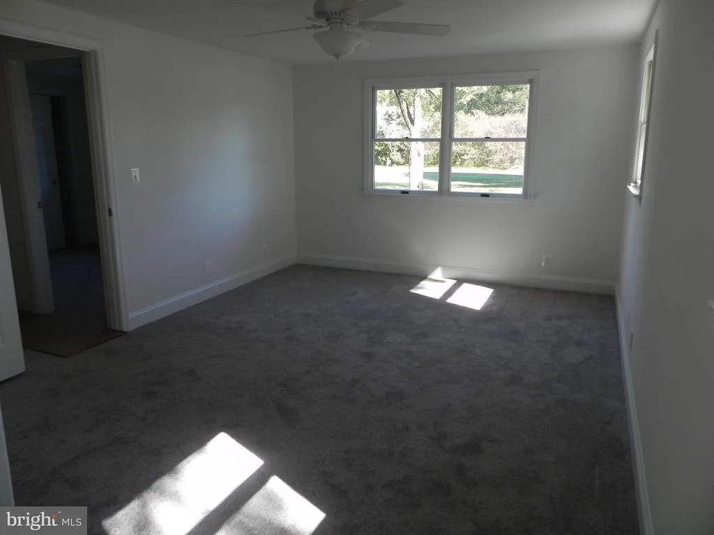 Photo of 4011 MIDLAND ROAD
