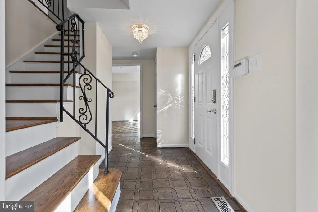 Photo of 3011 BONVIEW LANE