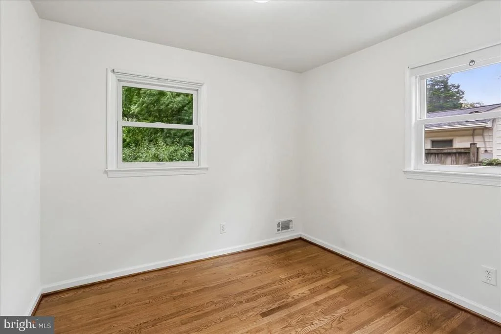 Photo of 3604 HERITAGE LANE