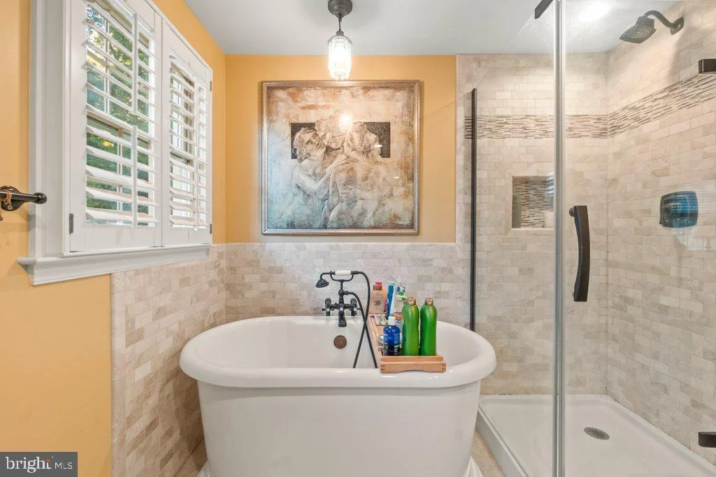 Photo of 4208 RAVENHURST CIRCLE