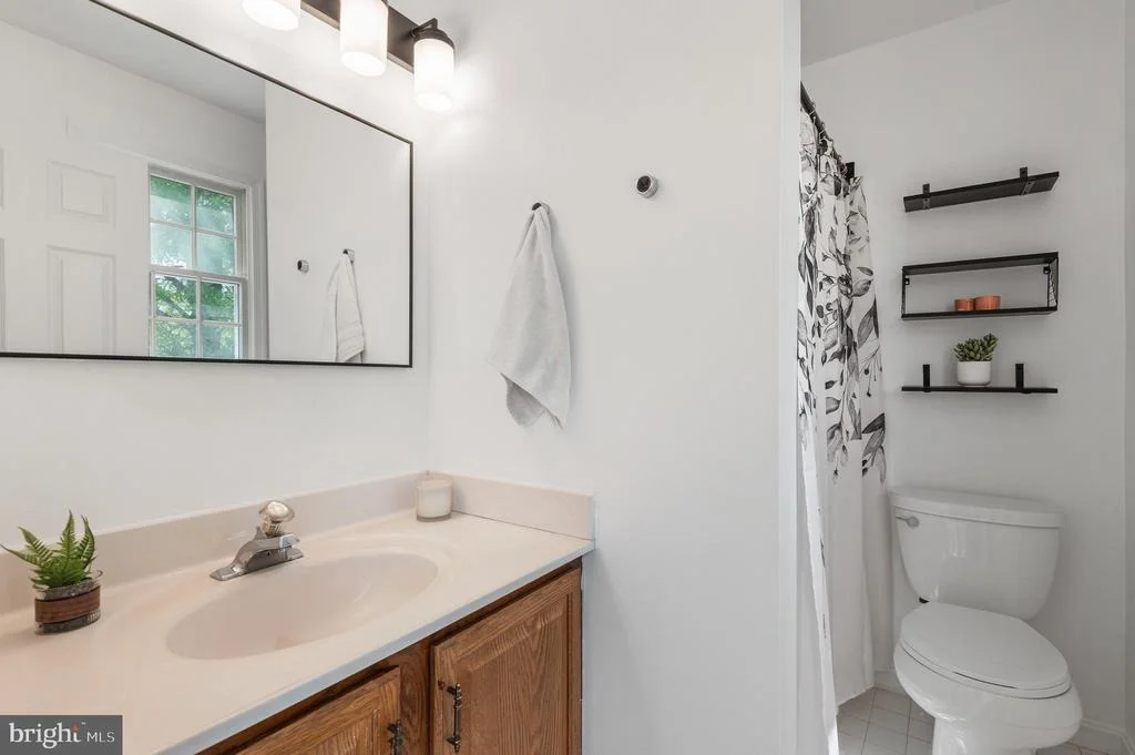 Photo of 1315 SOMERSET ROAD