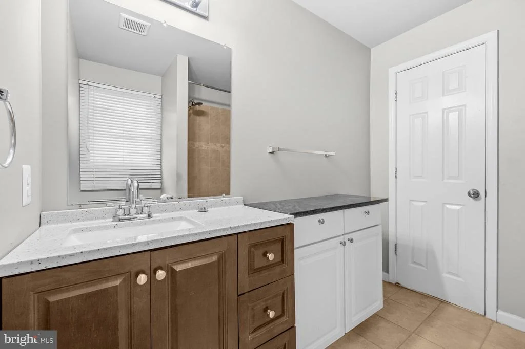 Photo of 8200 LEGION DRIVE