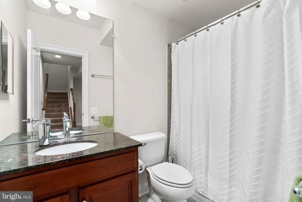 Photo of 18709 ASHBOURNE PLACE