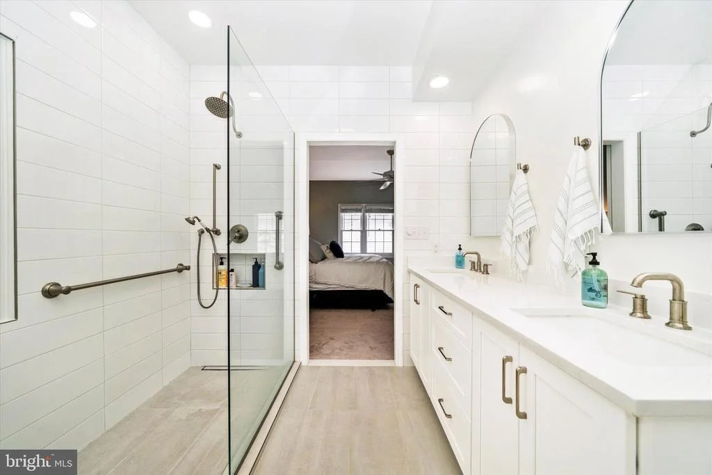 Photo of 2447 MERCHANT STREET