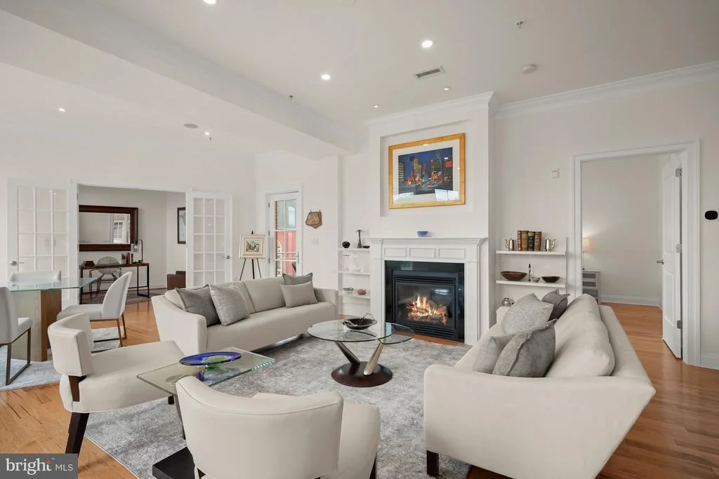Photo of Unit 310 at 1210 R STREET NW
