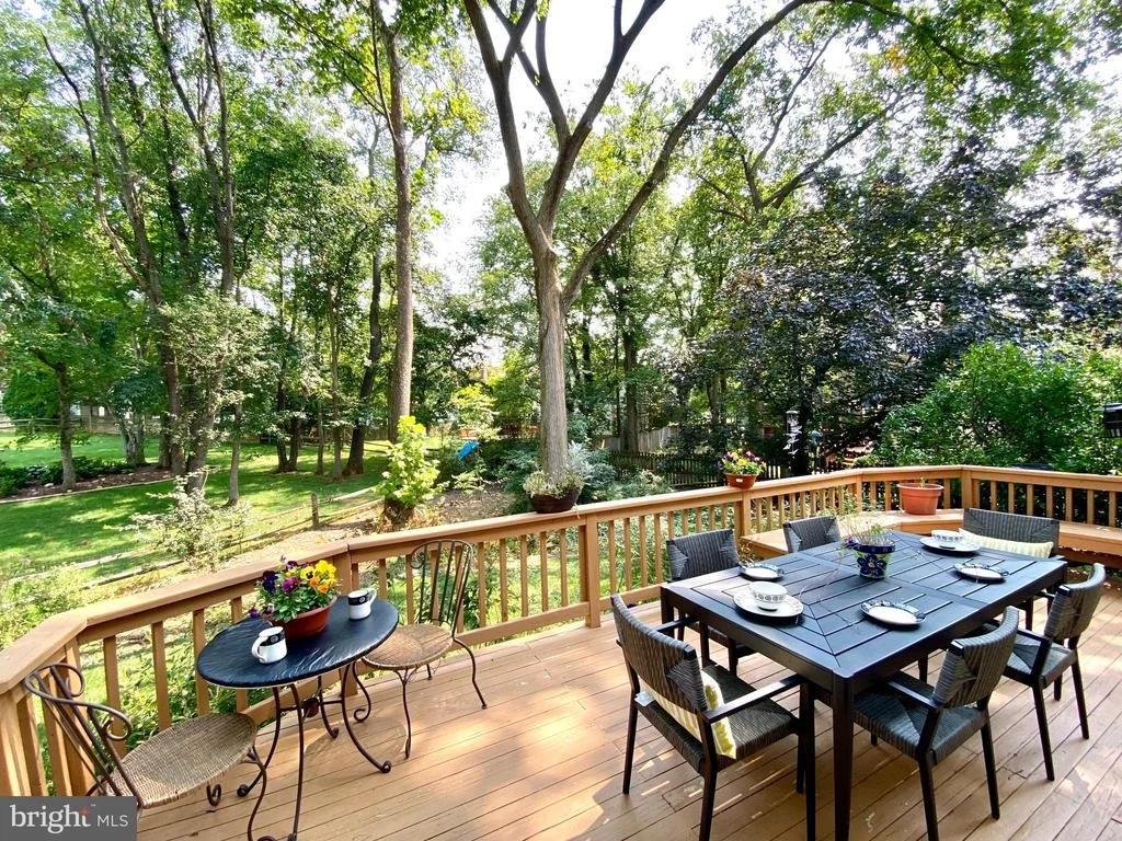 Photo of 17301 LAFAYETTE DRIVE