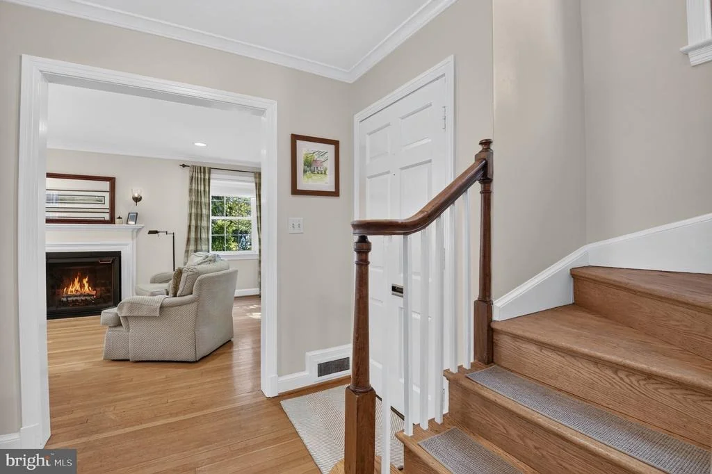 Photo of 104 WILLIAMSBURG DRIVE