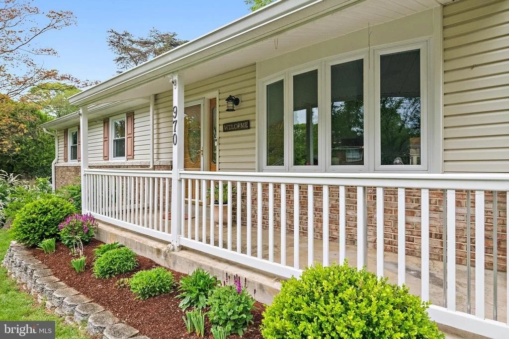 Photo of 970 HIGHPOINT DRIVE