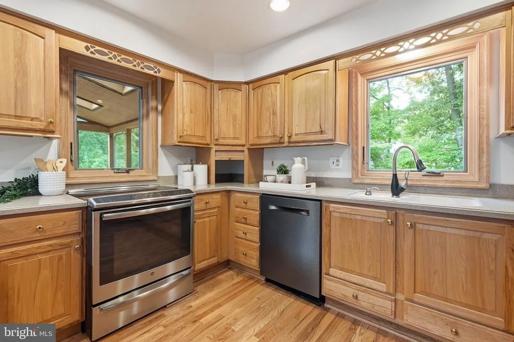 Photo of 8825 CARDINAL FOREST CIRCLE
