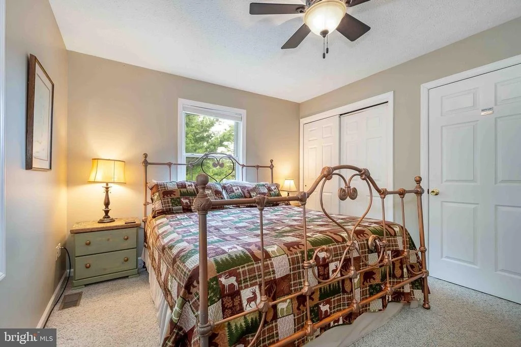 Photo of 305 LAKE POINTE DRIVE