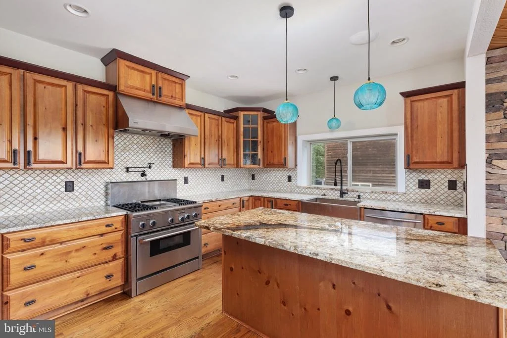 Photo of 111 WATERSIDE LANE