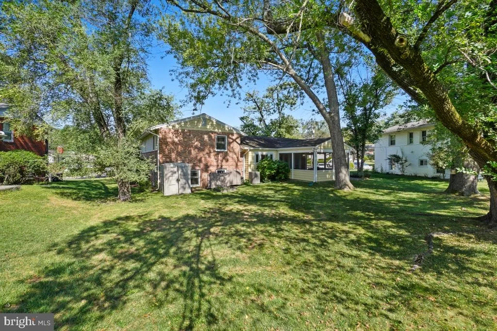 Photo of 418 NEALE COURT