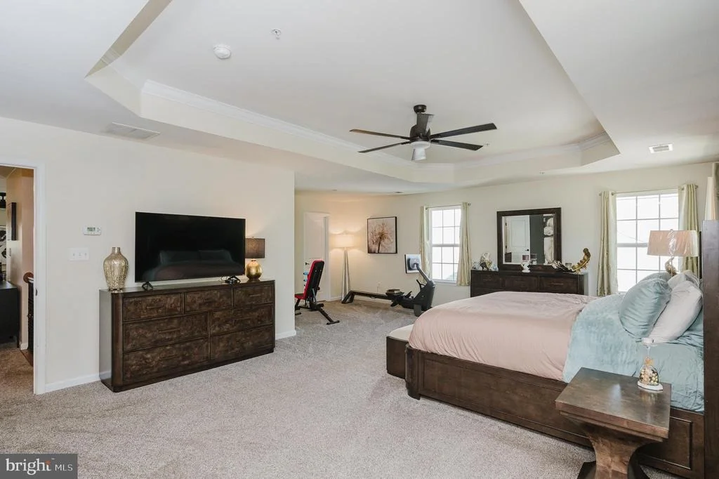 Photo of 744 FALCON LANE
