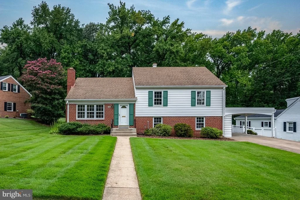 Photo of 1308 WAKE FOREST DRIVE