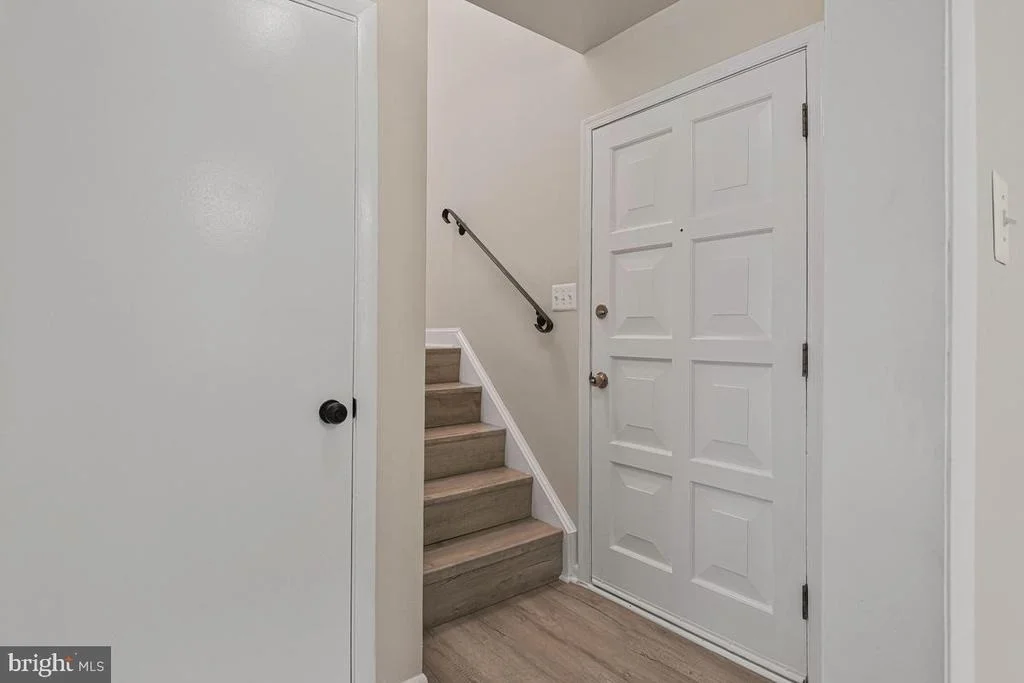 Photo of 1229 DELAFIELD PLACE NE