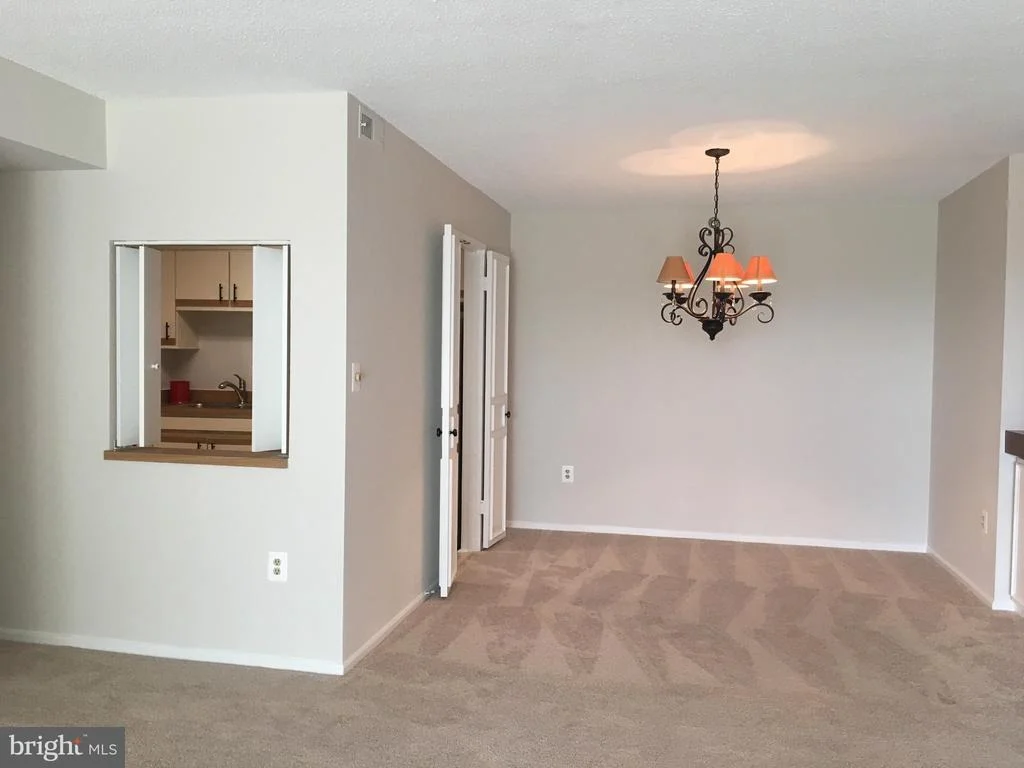 Photo of Unit 3810 at 15115 INTERLACHEN DRIVE