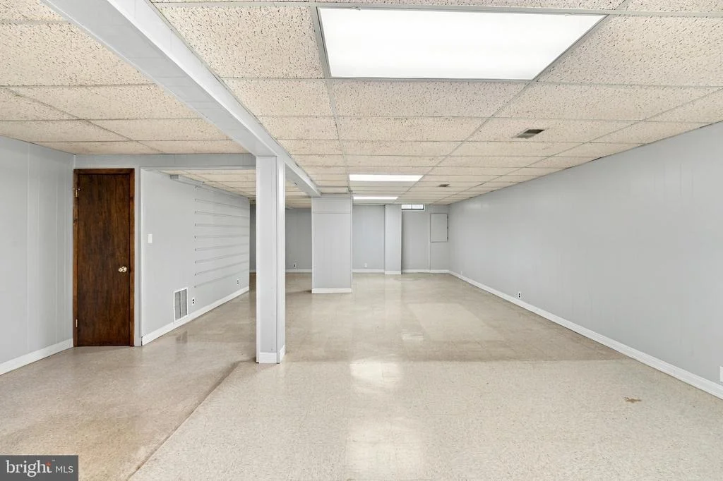 Photo of 16005 WALLINGFORD ROAD