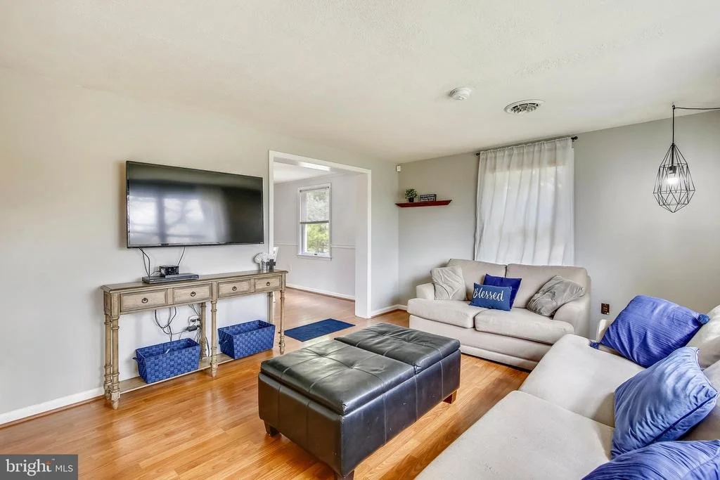 Photo of 19510 THOMAS DRIVE