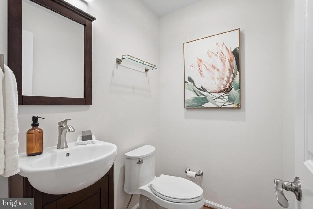 Photo of 10811 MIDSUMMER DRIVE