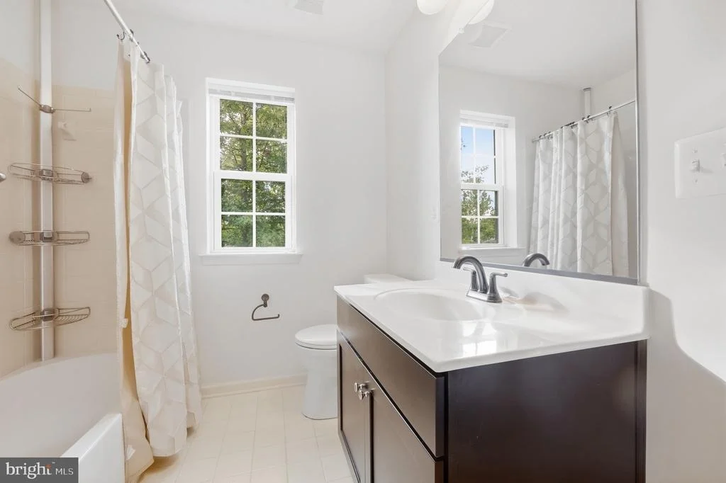 Photo of 3012 LAKE FOREST DRIVE