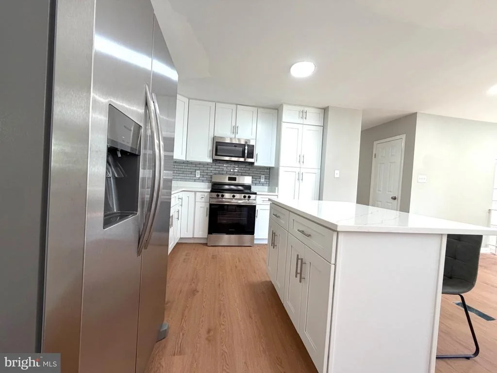 Photo of 2402 JOSEPH DRIVE