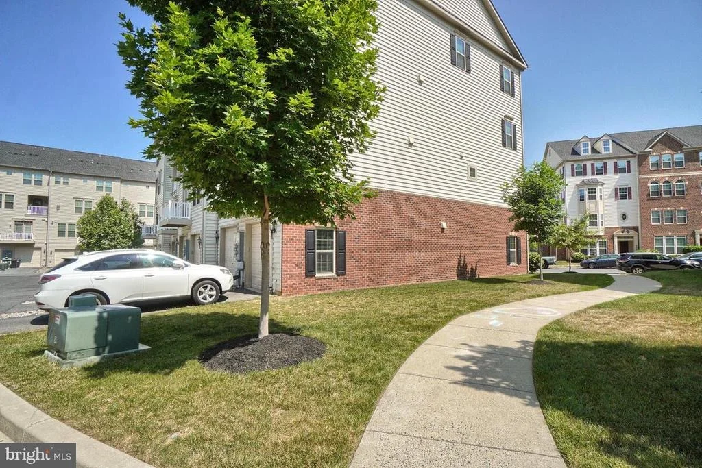 Photo of 6415 ALAN LINTON BOULEVARD E