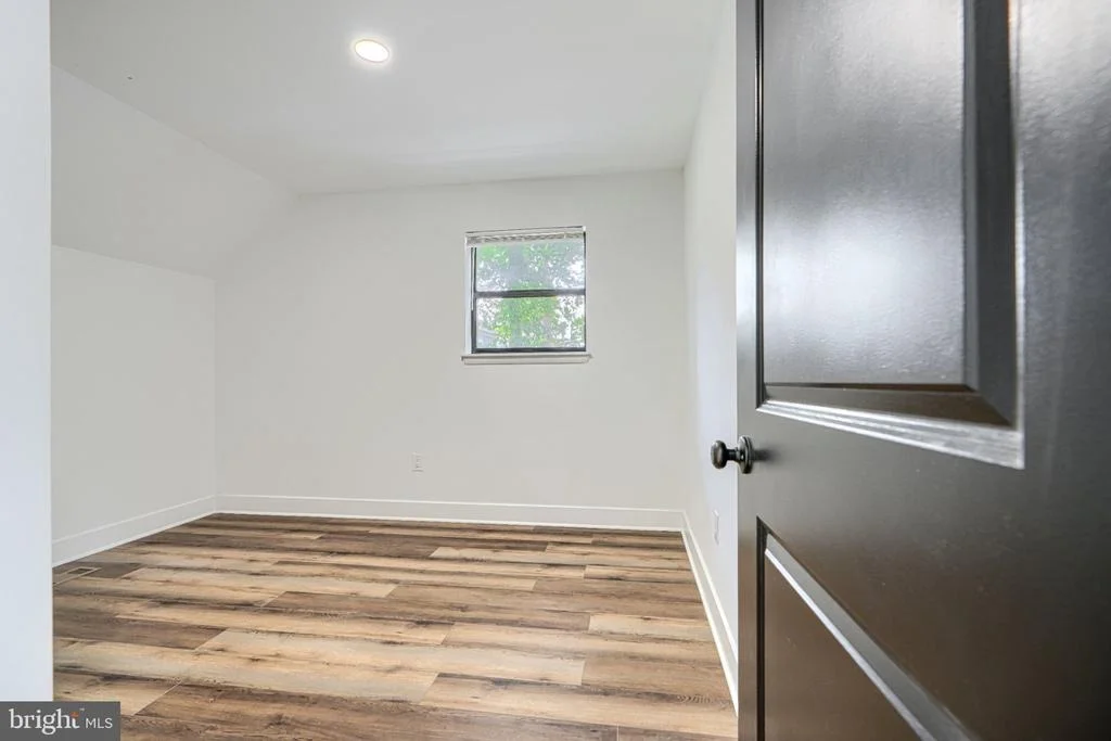 Photo of 1412 ELLIS ROAD
