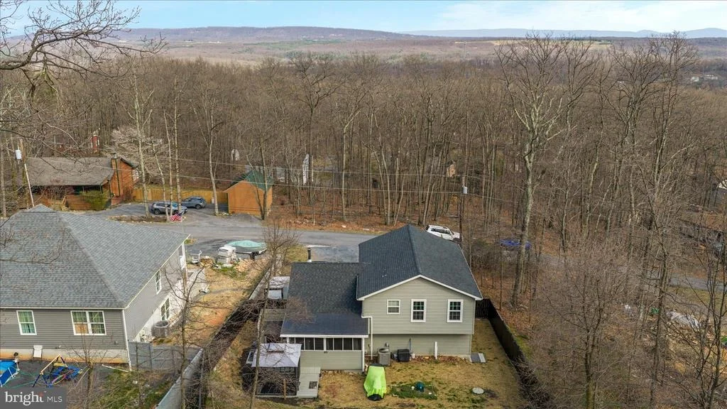 Photo of 109 HURON TRAIL