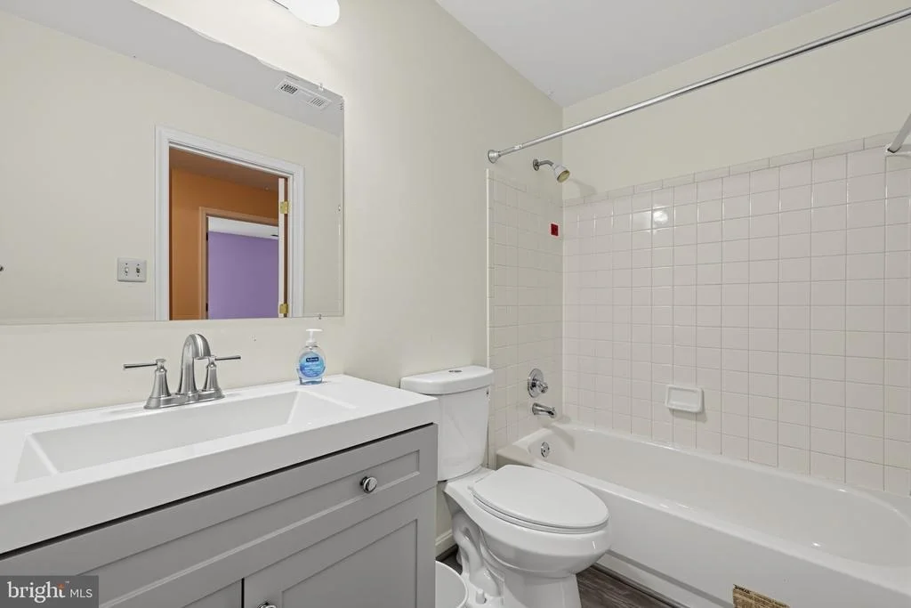 Photo of 9223 E GARY LANE E