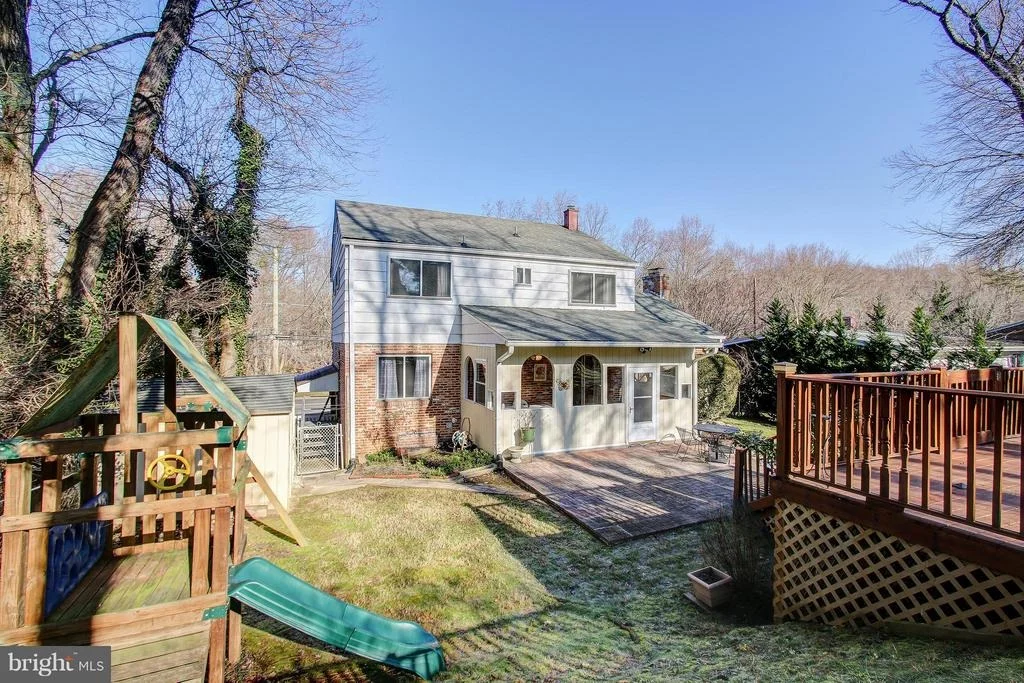 Photo of 416 LAMBERTON DRIVE