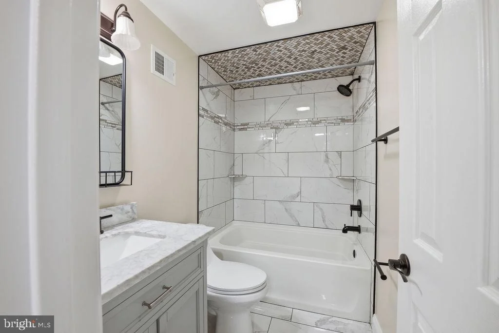 Photo of 802 CYPRESS POINT CIRCLE