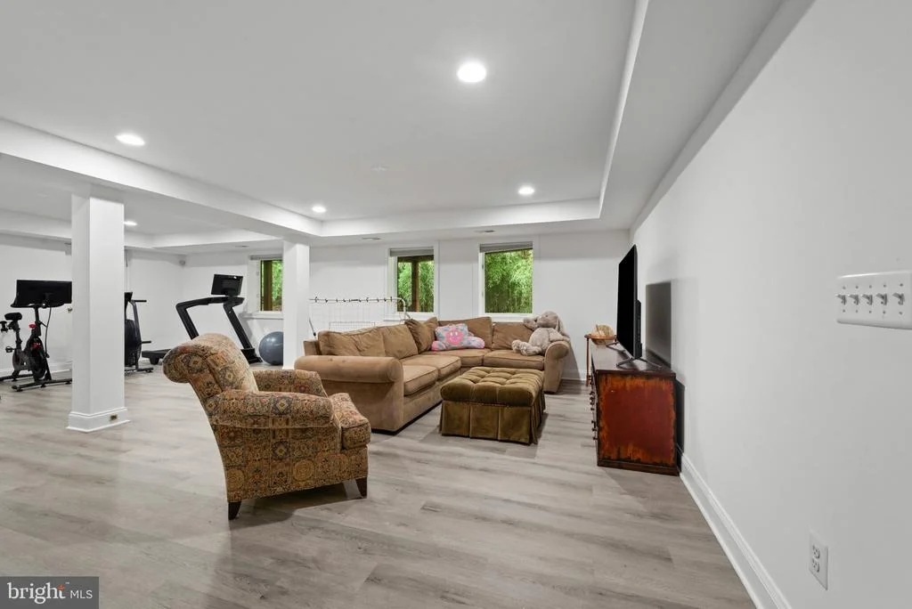 Photo of 7807 OVERBROOK ROAD