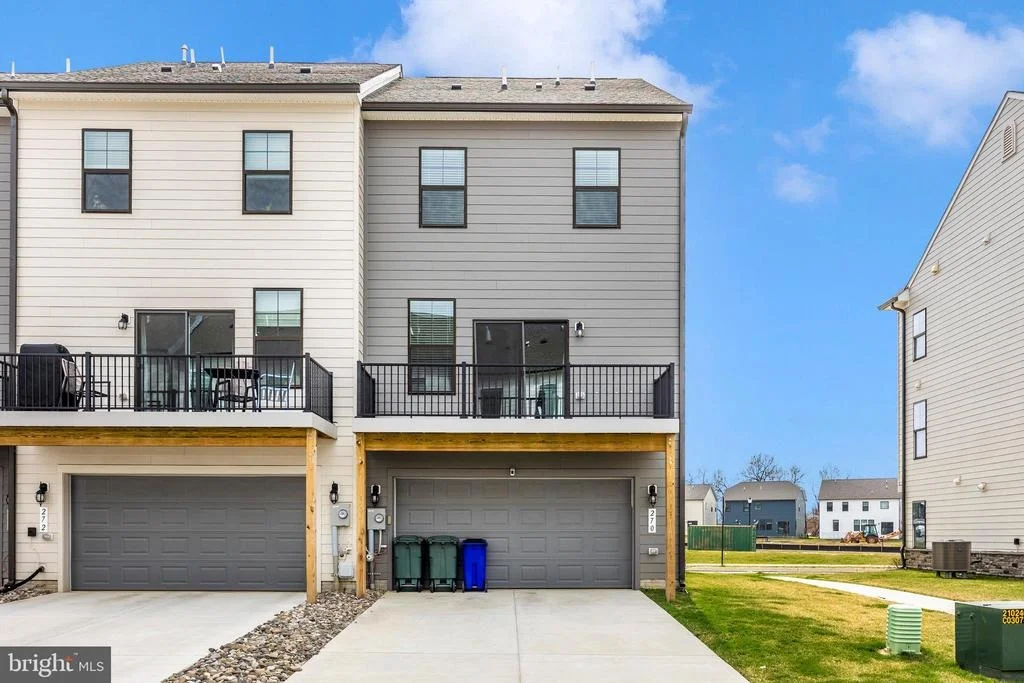 Photo of 270 ENSEMBLE WAY