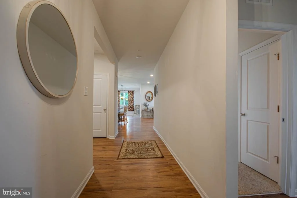 Photo of 406 TWIN CREEKS DRIVE