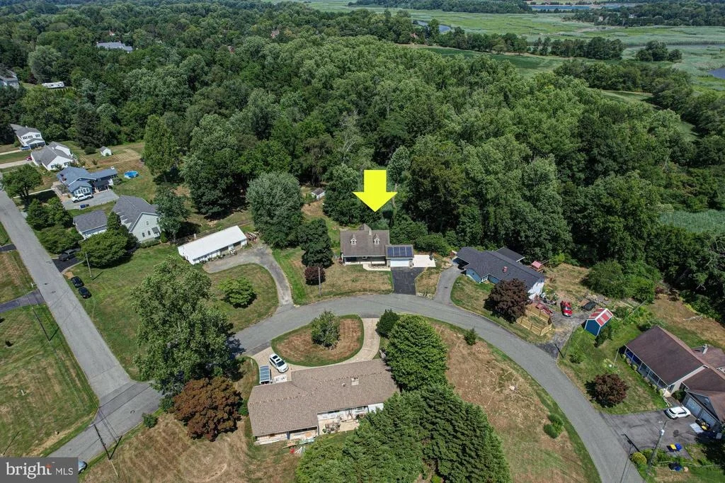 Photo of 119 N MEADOW DRIVE