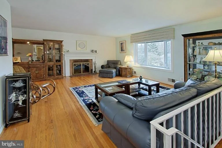 Photo of 1607 8TH PLACE