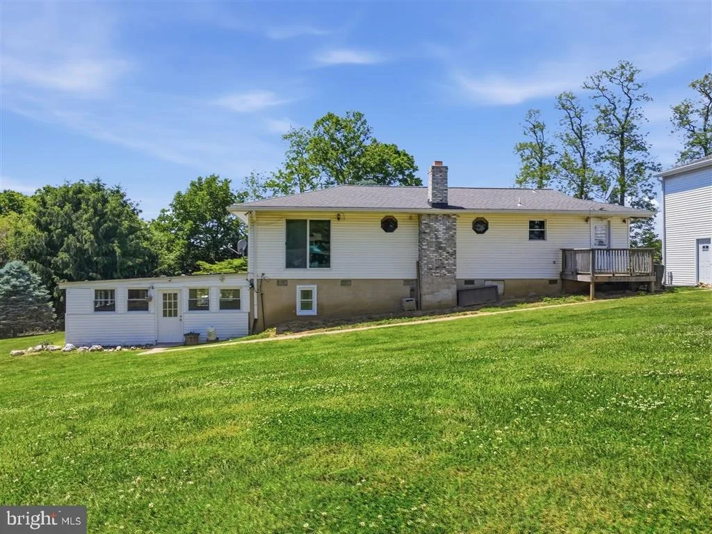Photo of 2915 FRY ROAD