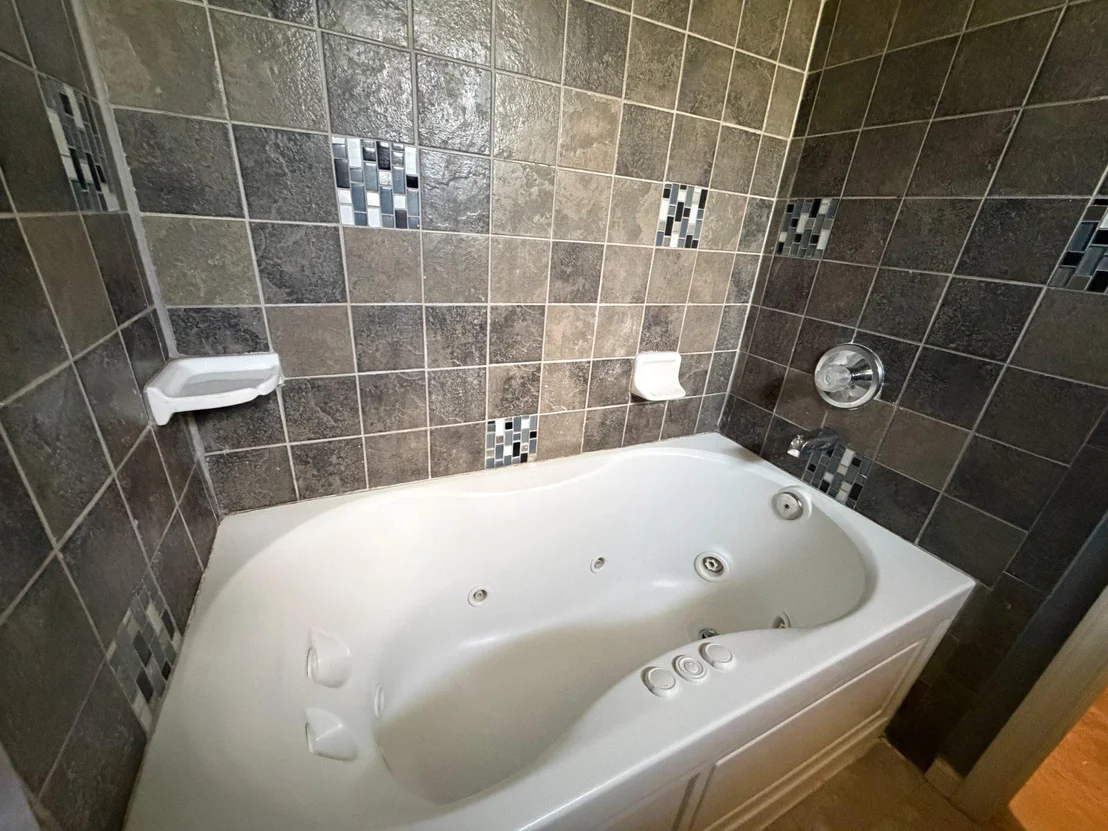 Photo of 1344 MARTIN DRIVE