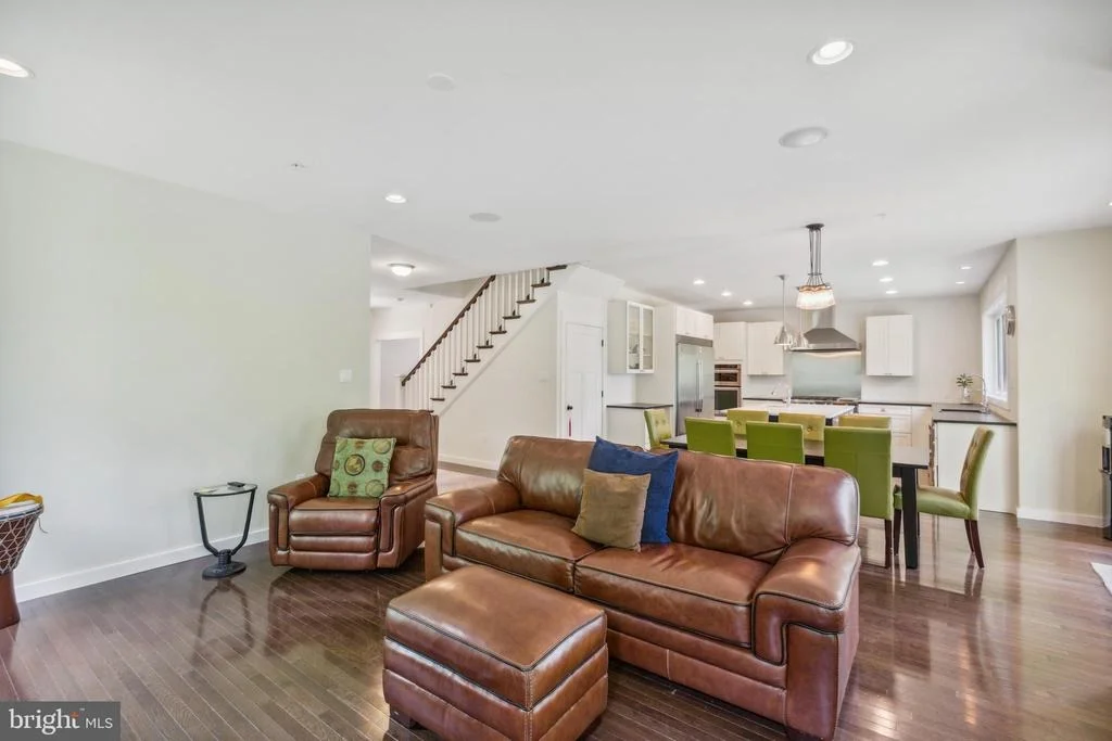 Photo of 803 NORWOOD ROAD
