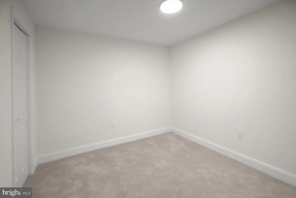 Photo of 5918 SOUTHGATE DRIVE
