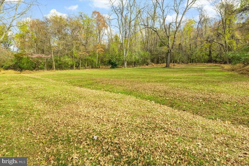 Photo of 4634 FELDSPAR ROAD