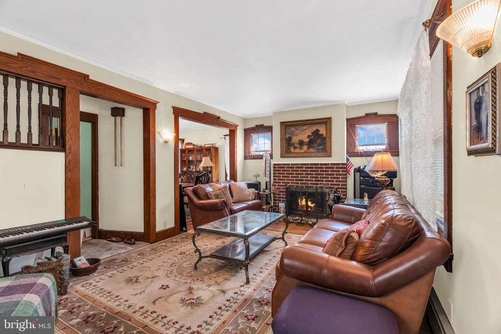 Photo of 1281 LONGFELLOW AVE